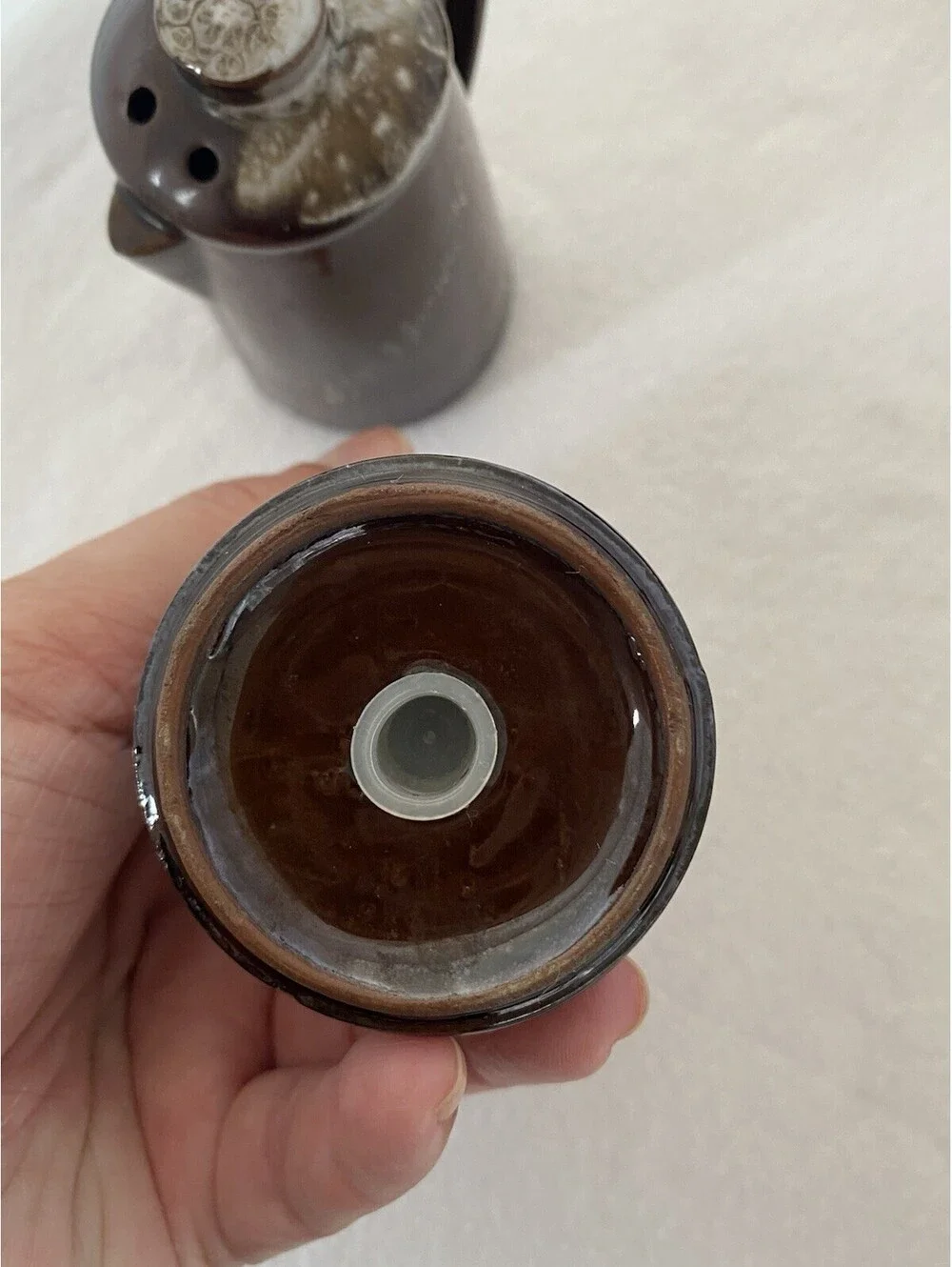 Vintage Unbranded McCOY/HULL? Pottery Brown Drip Glaze Salt & Pepper Shakers